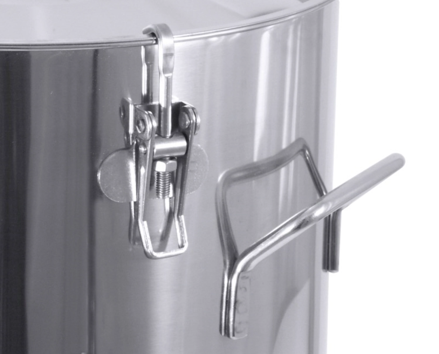 Bac 3008 a. couvercle 20 l a. trois fermetures de serrage