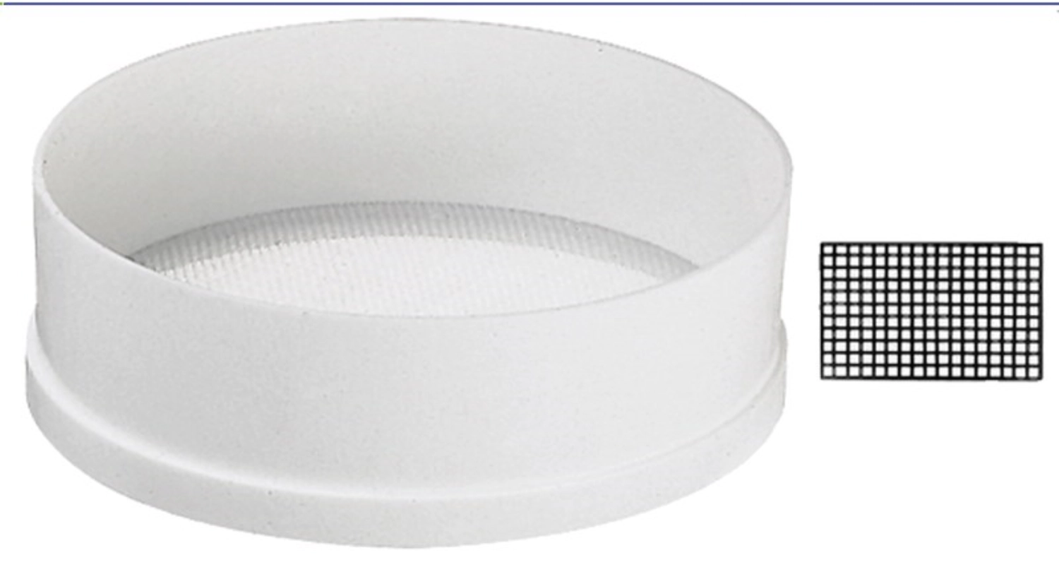 Passoire 23 cm en plastique