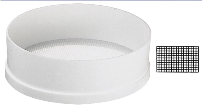 Passoire 23 cm en plastique