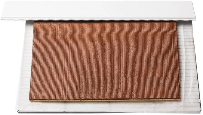 Peigne decor rayure 4/7mm l690