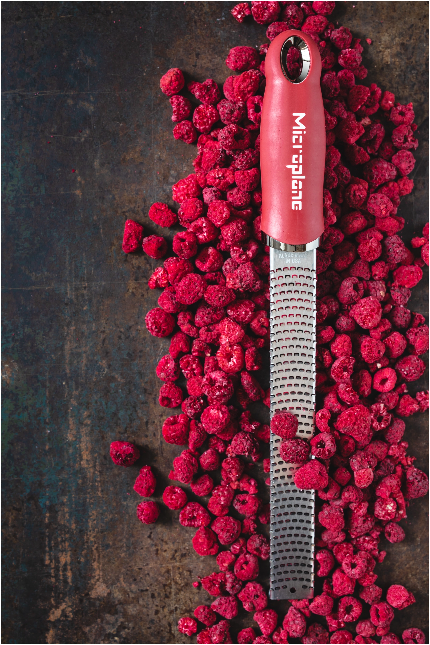 Rape premium a zester rouge