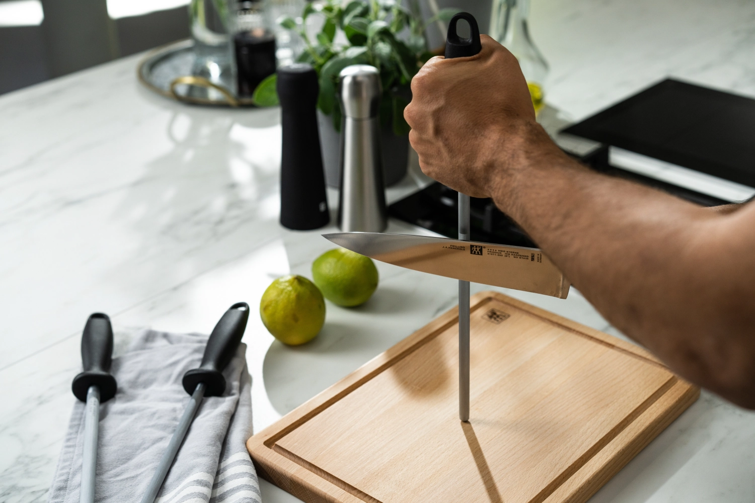 Fusil à aiguiser 230 mm manche plastique