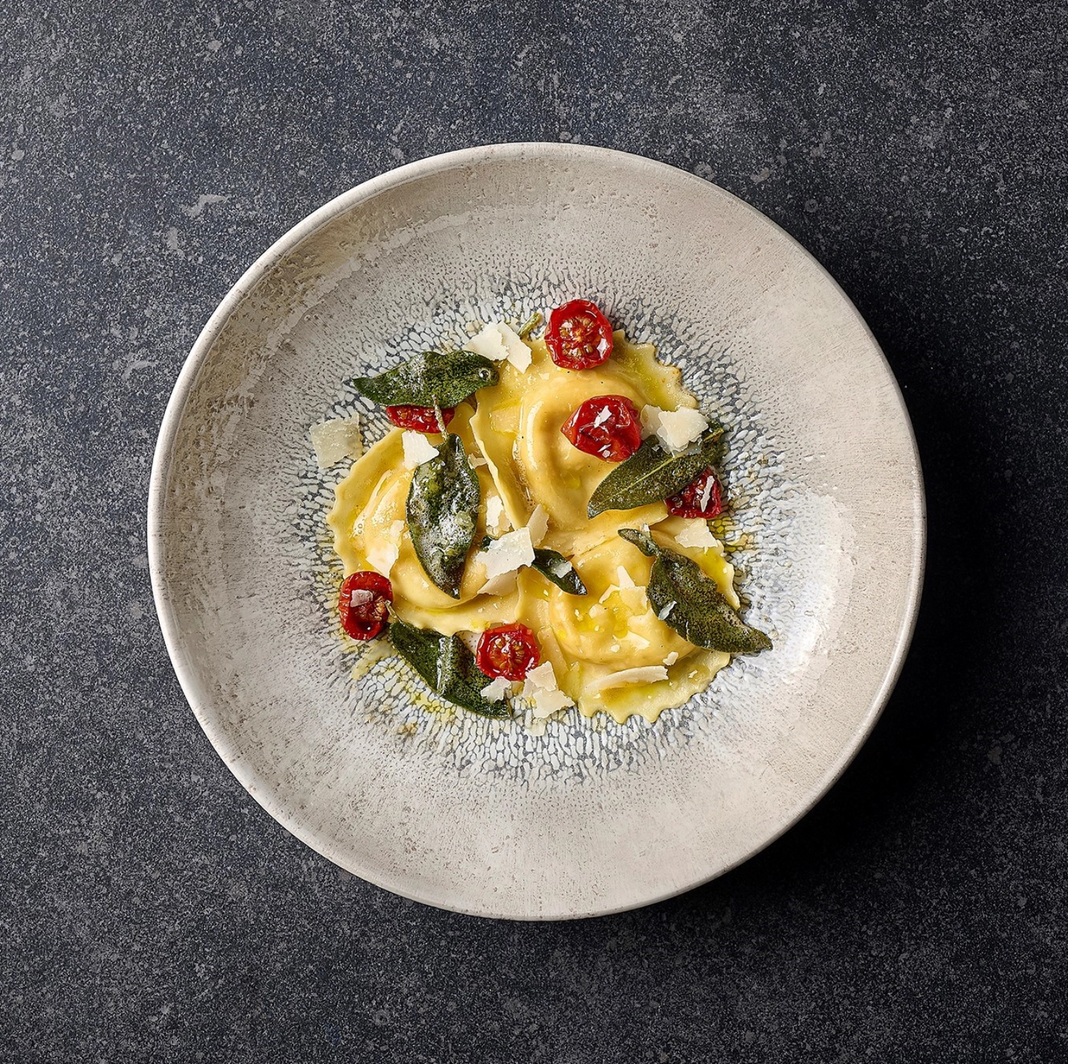 Fusion Agate Grey Coupe Teller tief