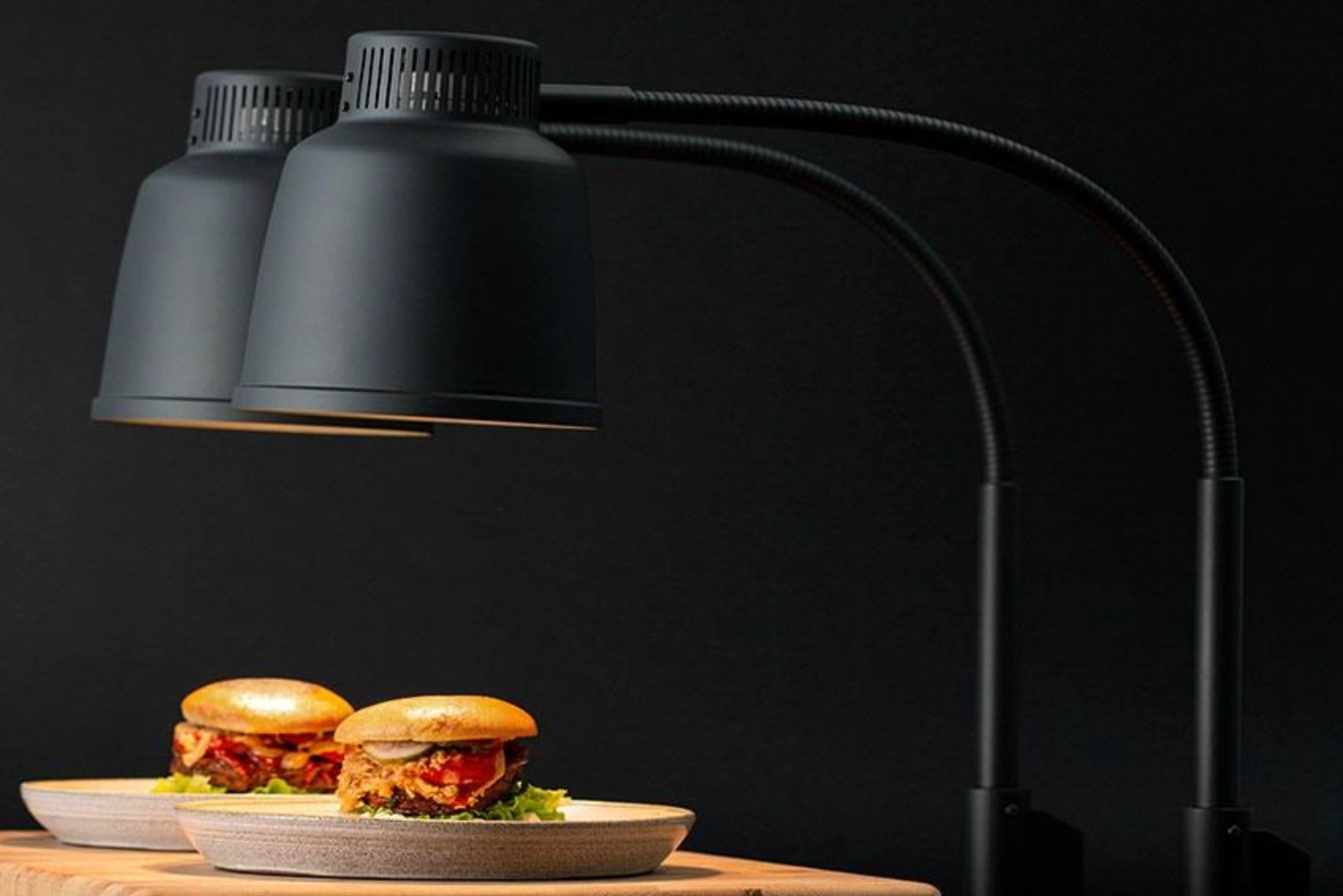 Lampe chauffante sur pied Hauteur totale 63.5cm noir