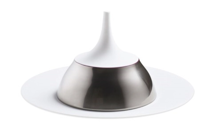 Polite Platinum Cloche, gross