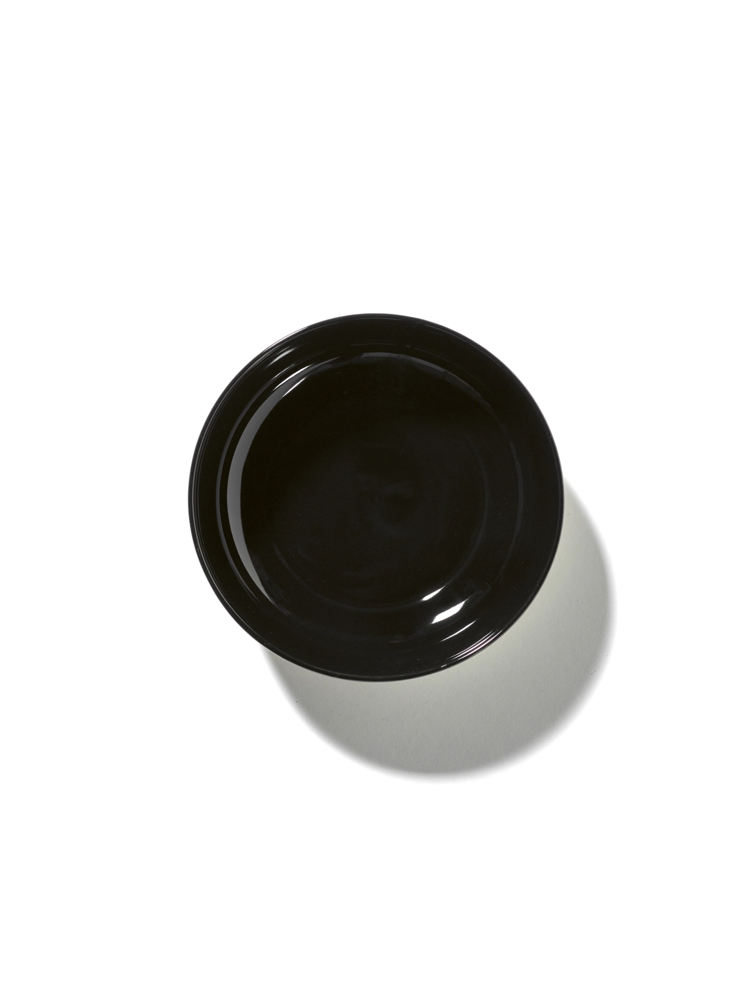 Ann Demeulem. Teller hoch D15,5cm Dé Off-White Black Var B