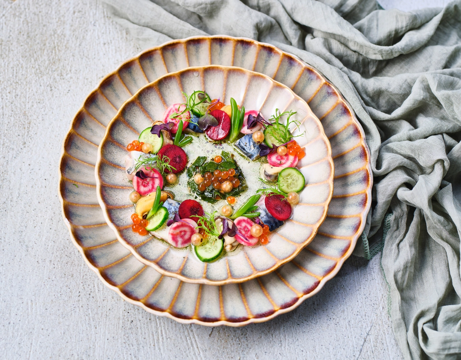 Astera Pearl Teller flach 27.4xh3.8cm