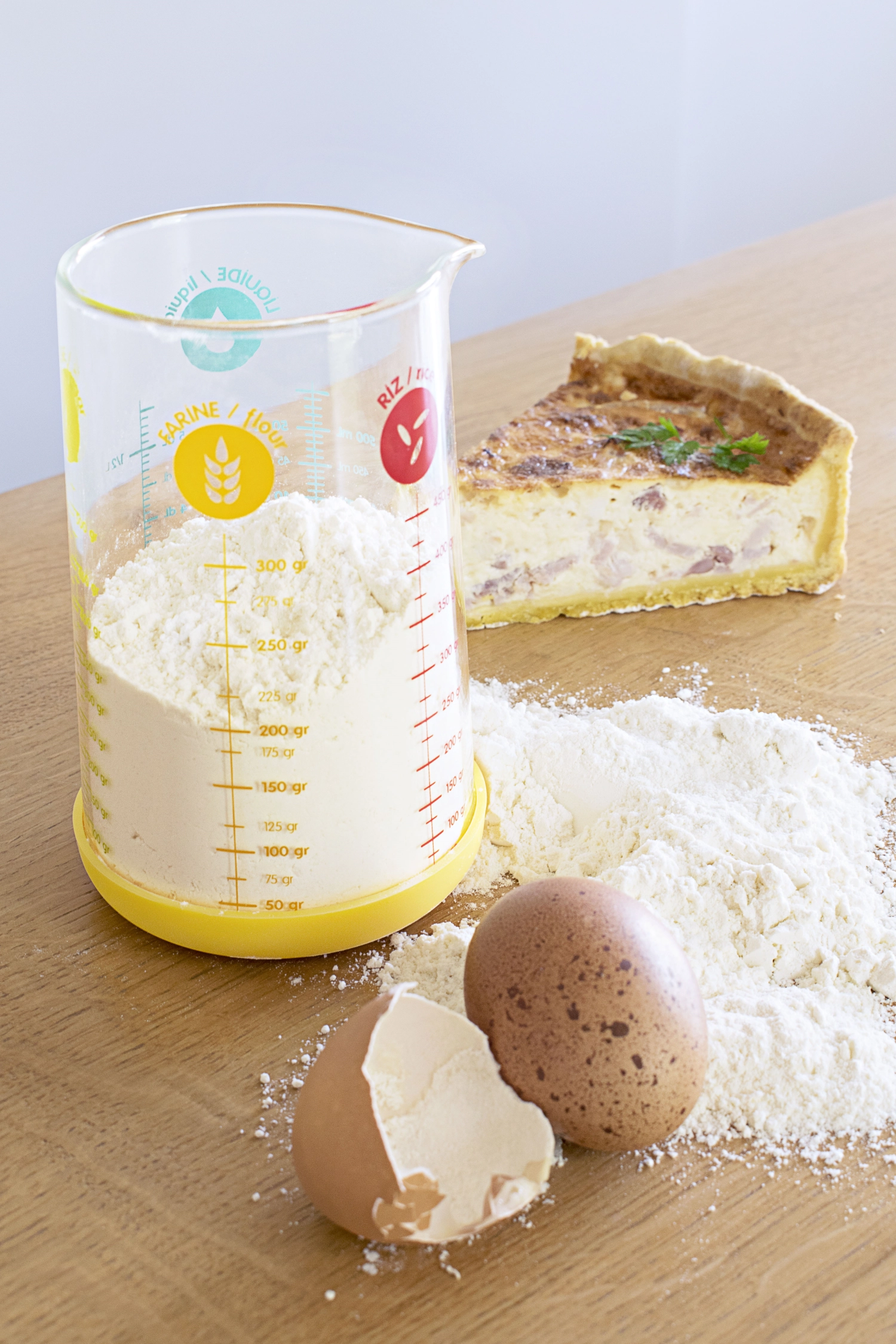 Messbecher mit Silikonboden