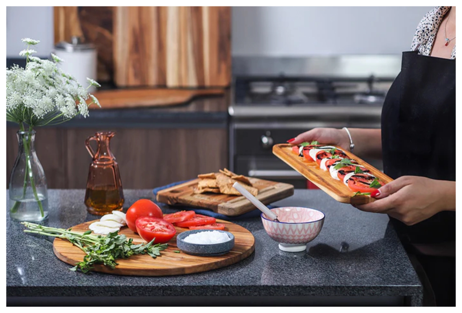 Plateau de service en teck à bord étroit, rectangulaire