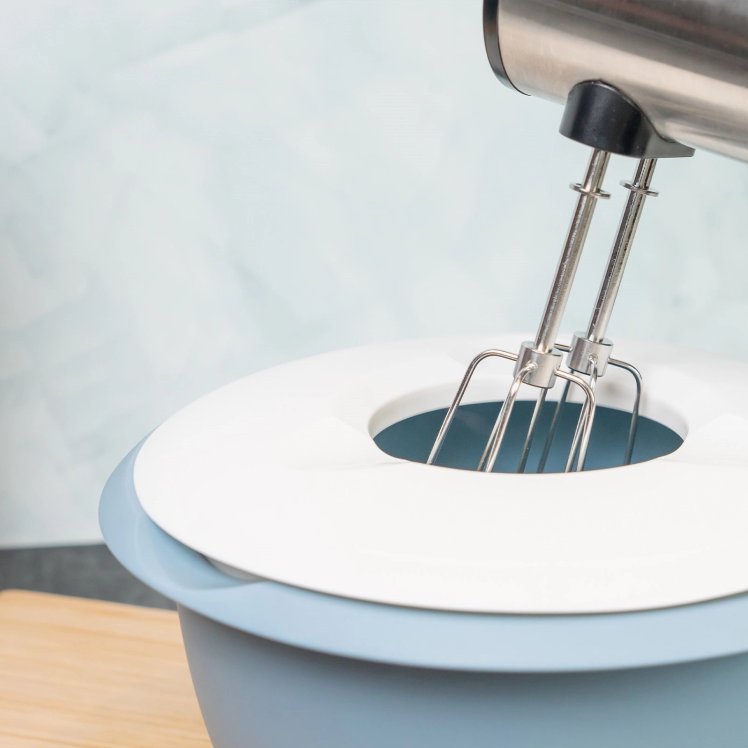 Rührschüssel mit Spritzschutz