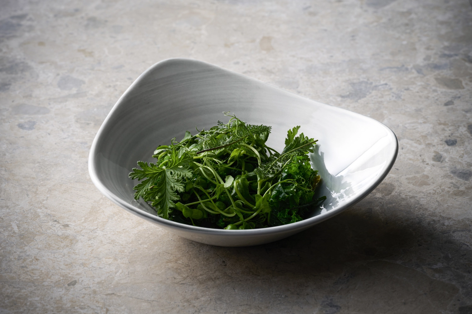 Stonecast Canvas Grey Assiette triangulaire creuse