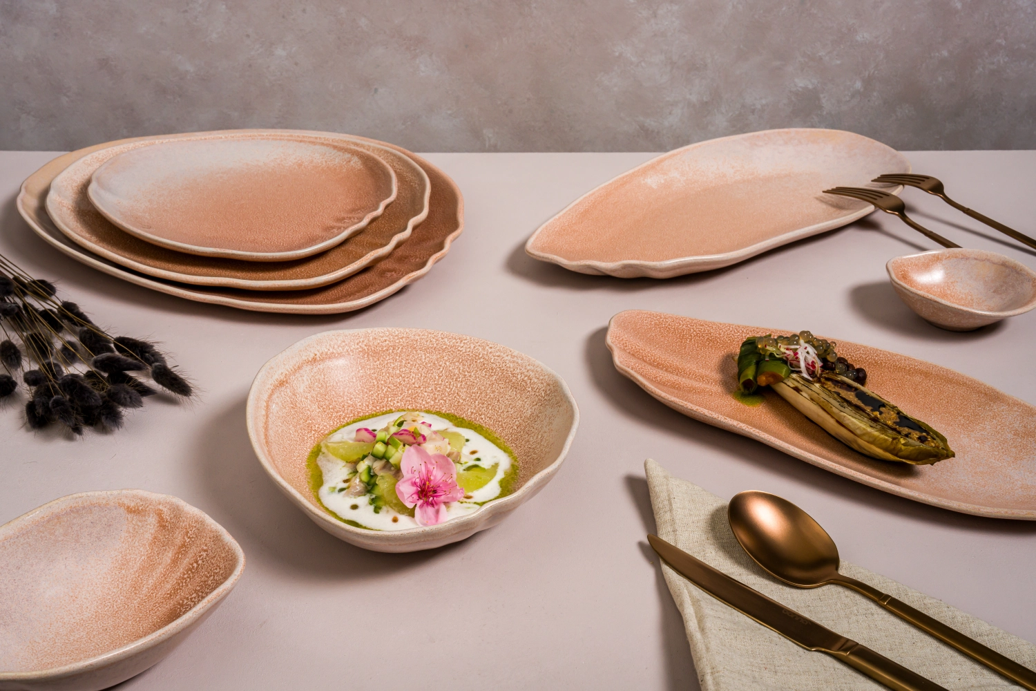 Tone Blush Assiette creuse D27cm 1.7l