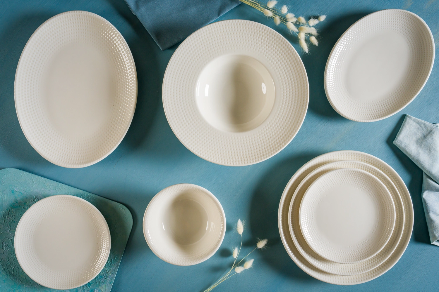 Assiette Gourmet Pure Dot ovale 19x11cm