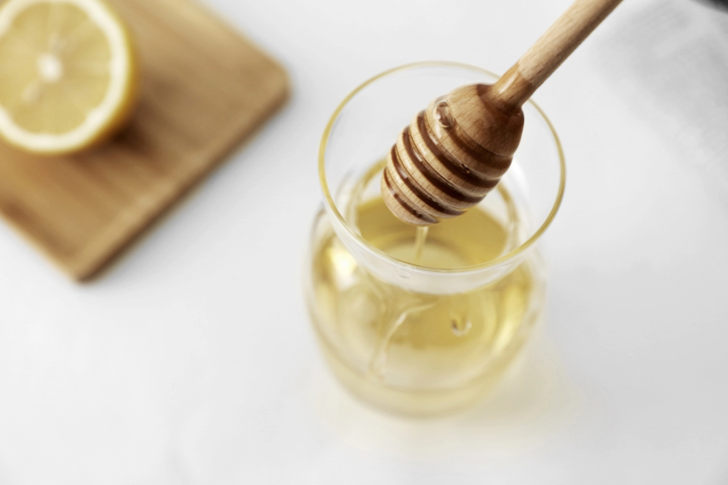 Minima pot à miel avec cuillère en bois
