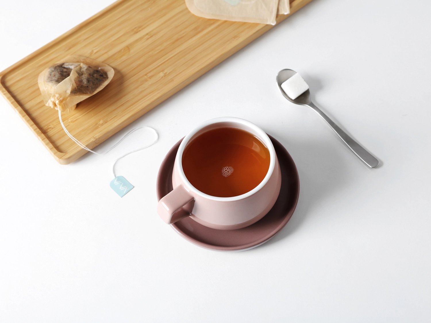 Classic Ella Teetasse mit Untersetzer