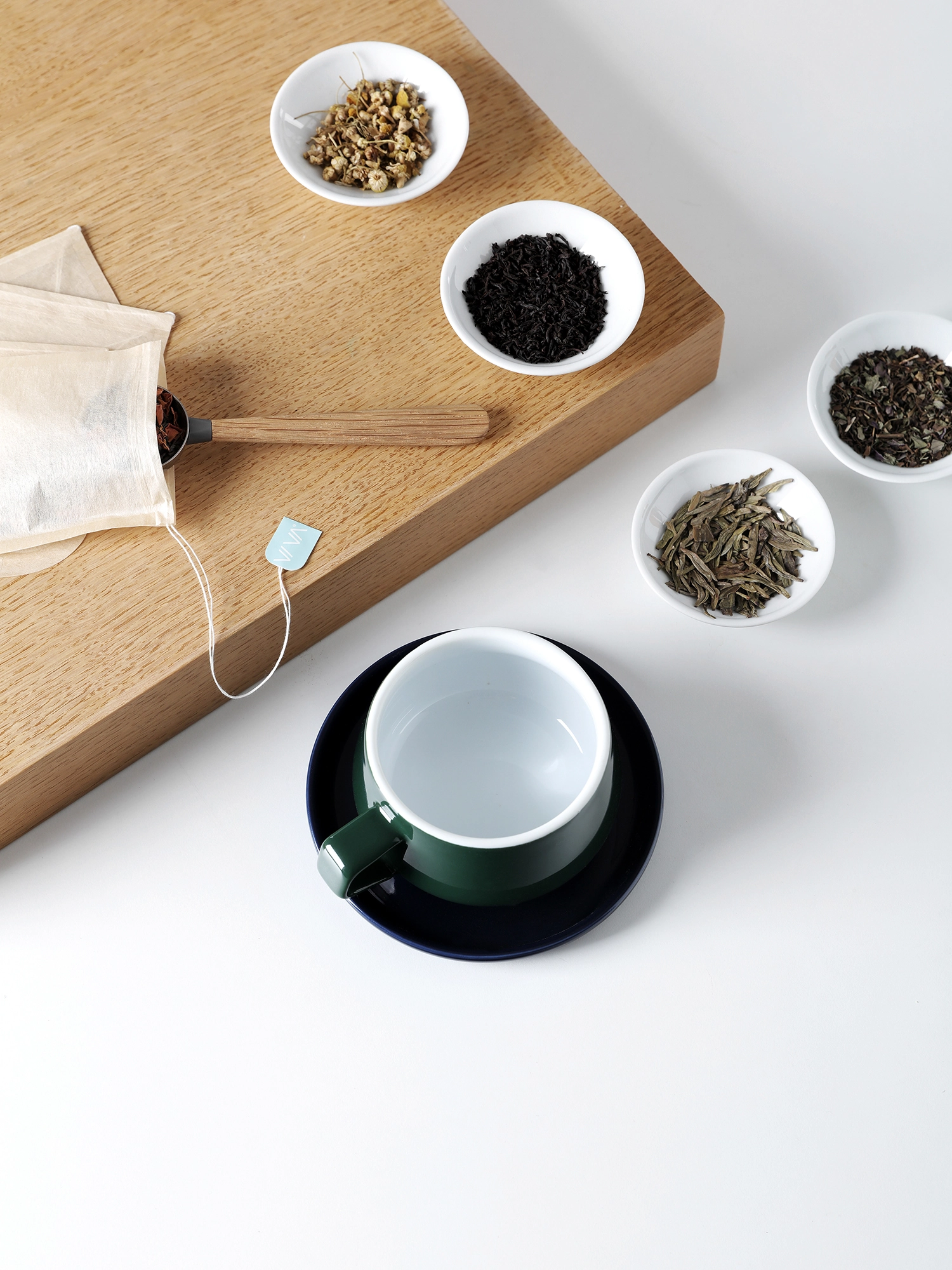 Classic Ella Teetasse mit Untersetzer