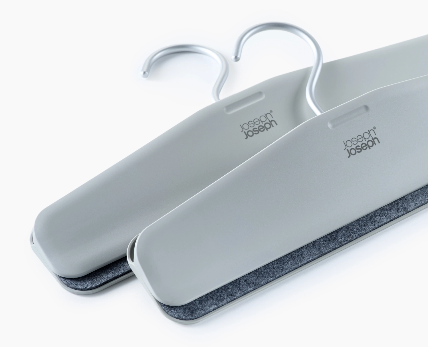 Lot de 2 cintres Orderly pour pantalons