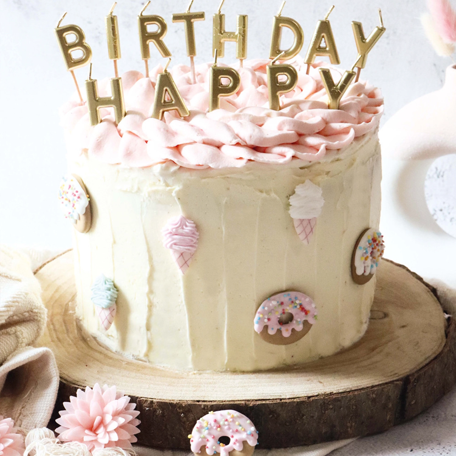 Zuckerdekor mit 7 Eis und Donut Sujets