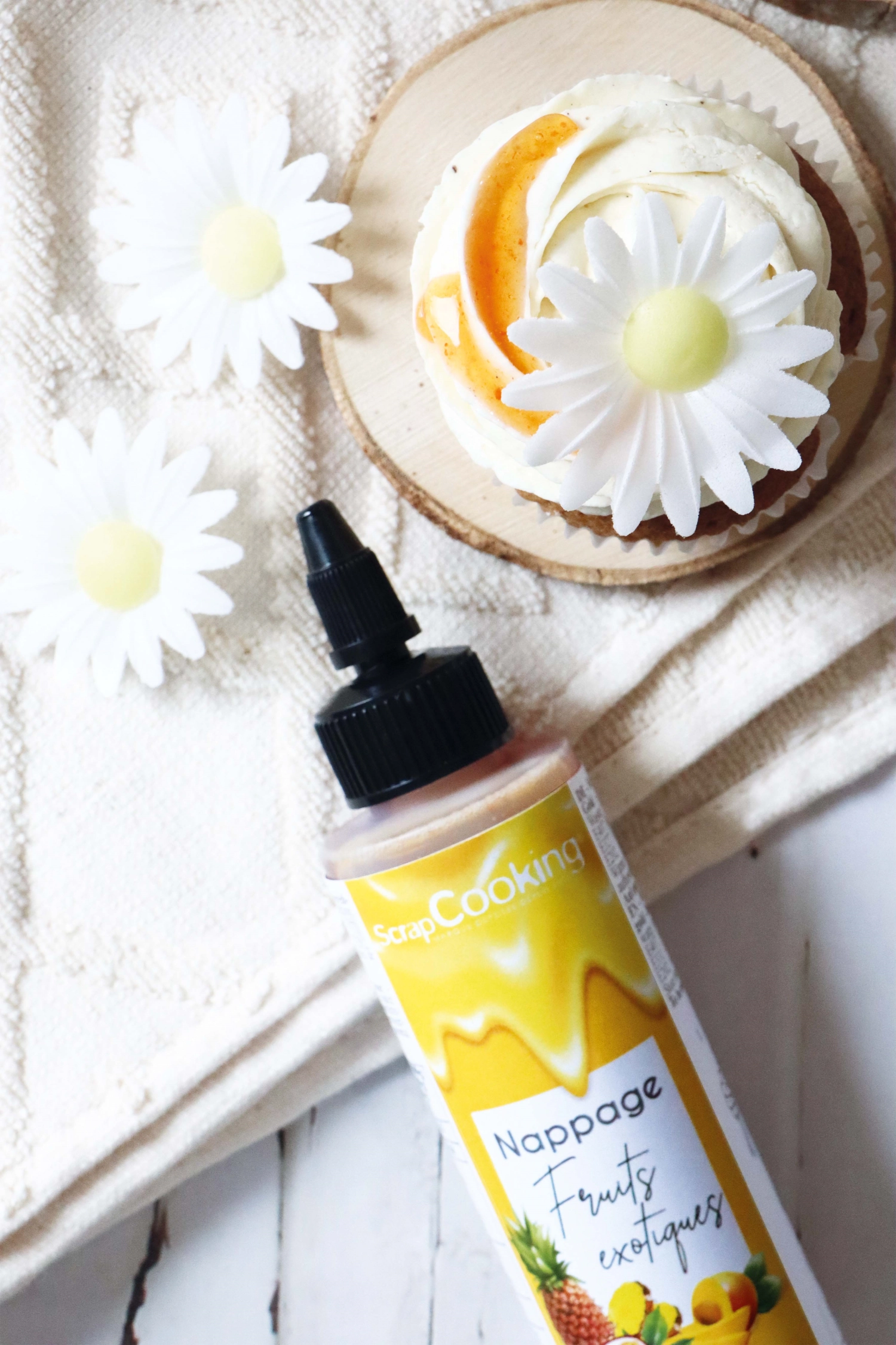 Lot de 18 marguerites en papier comestible