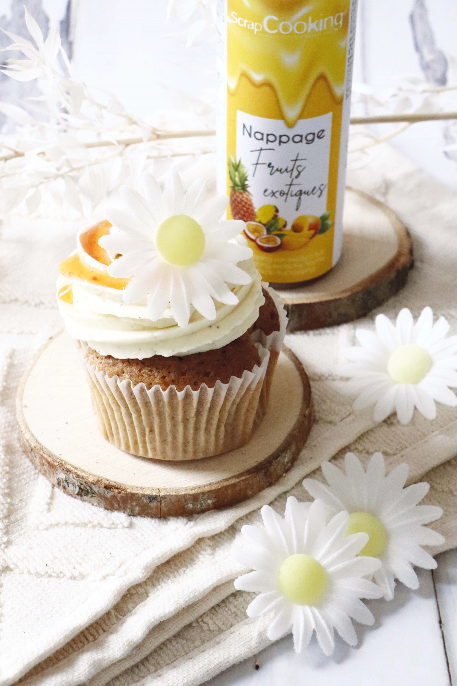 Lot de 18 marguerites en papier comestible