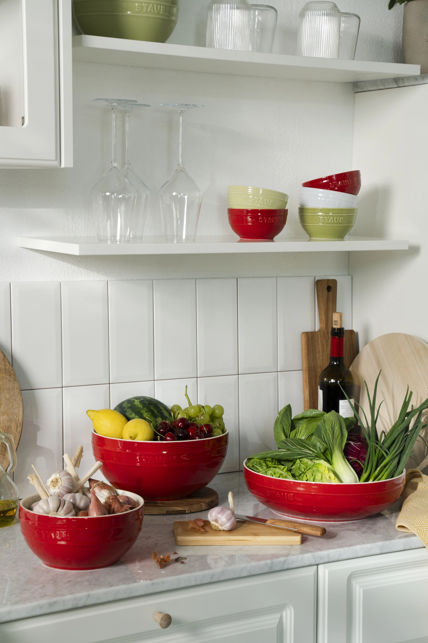 Bol en céramique, rouge cerise, environ 18 cm