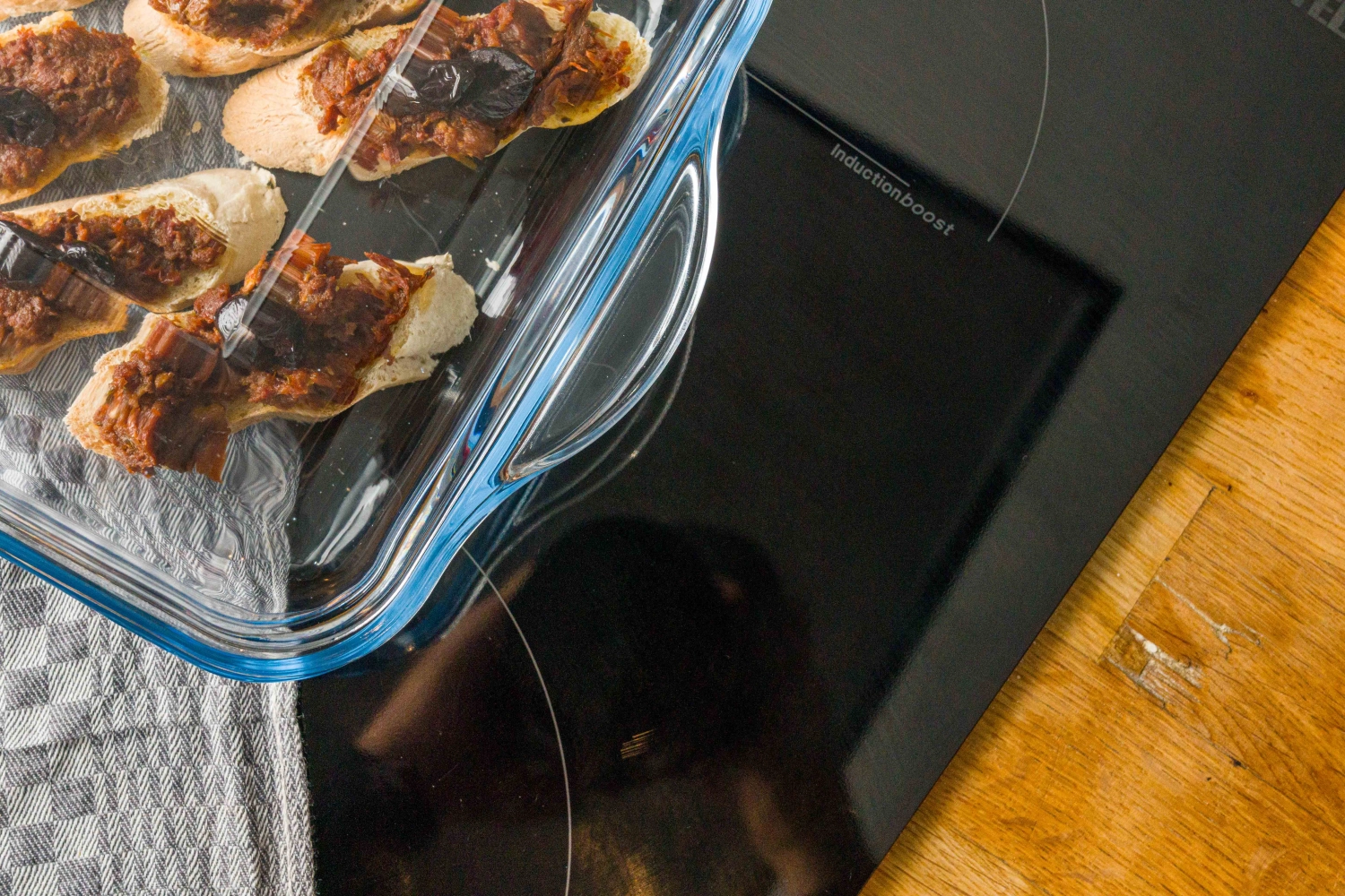 Auflaufform mit Deckel