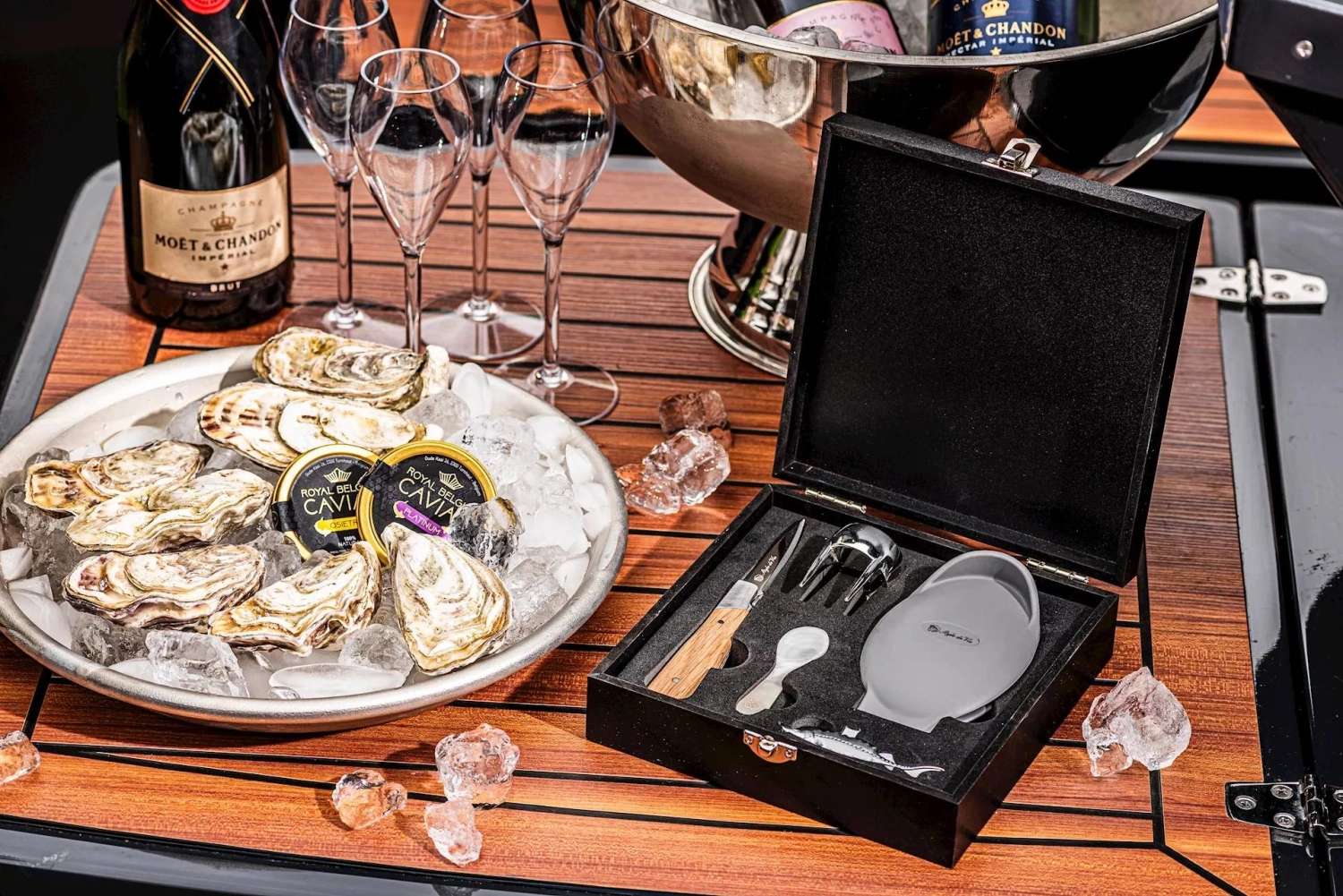 Geschenkset Kaviar, Sekt und Austern
