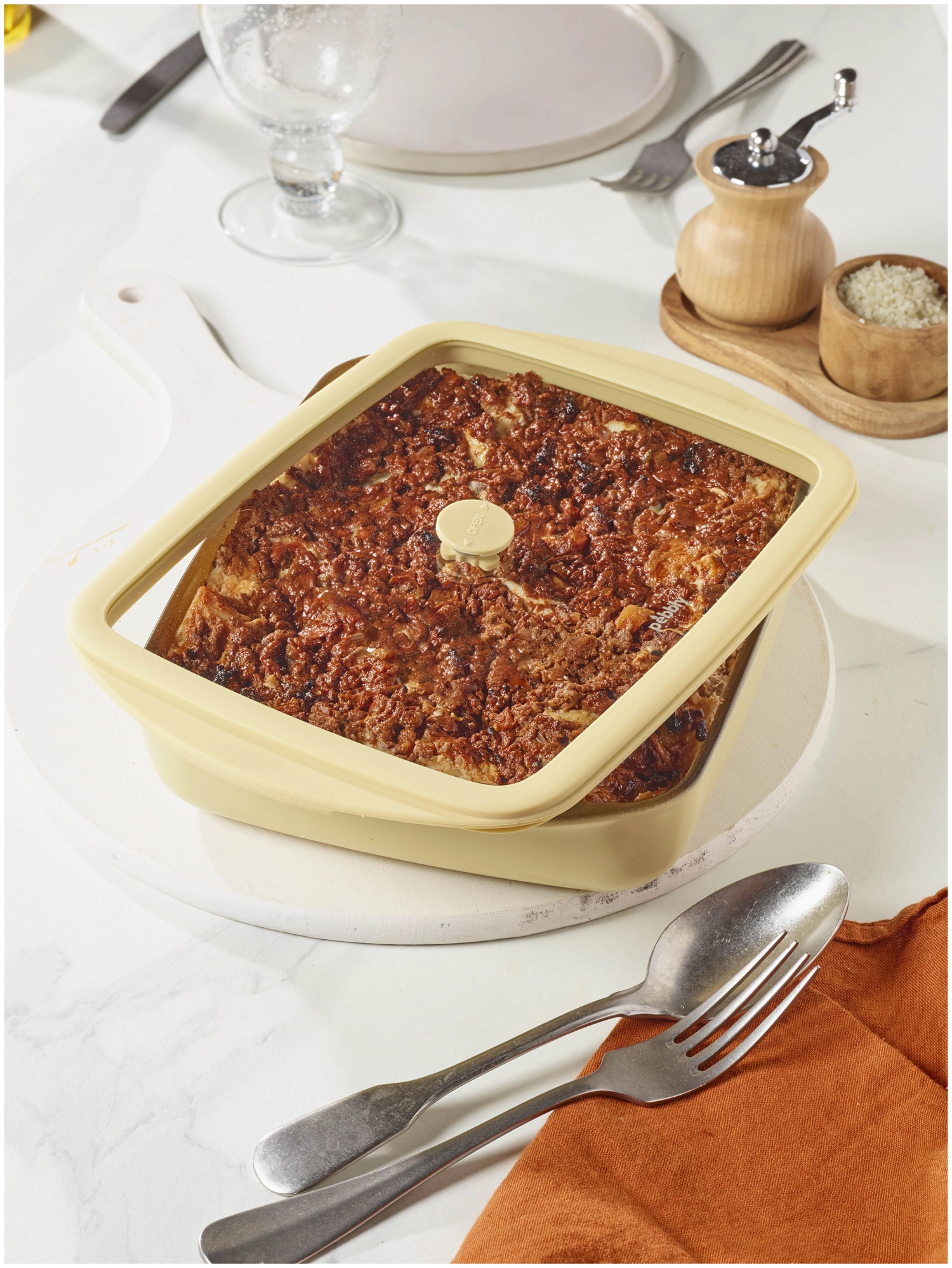 Auflaufform mit Frischhaltedeckel