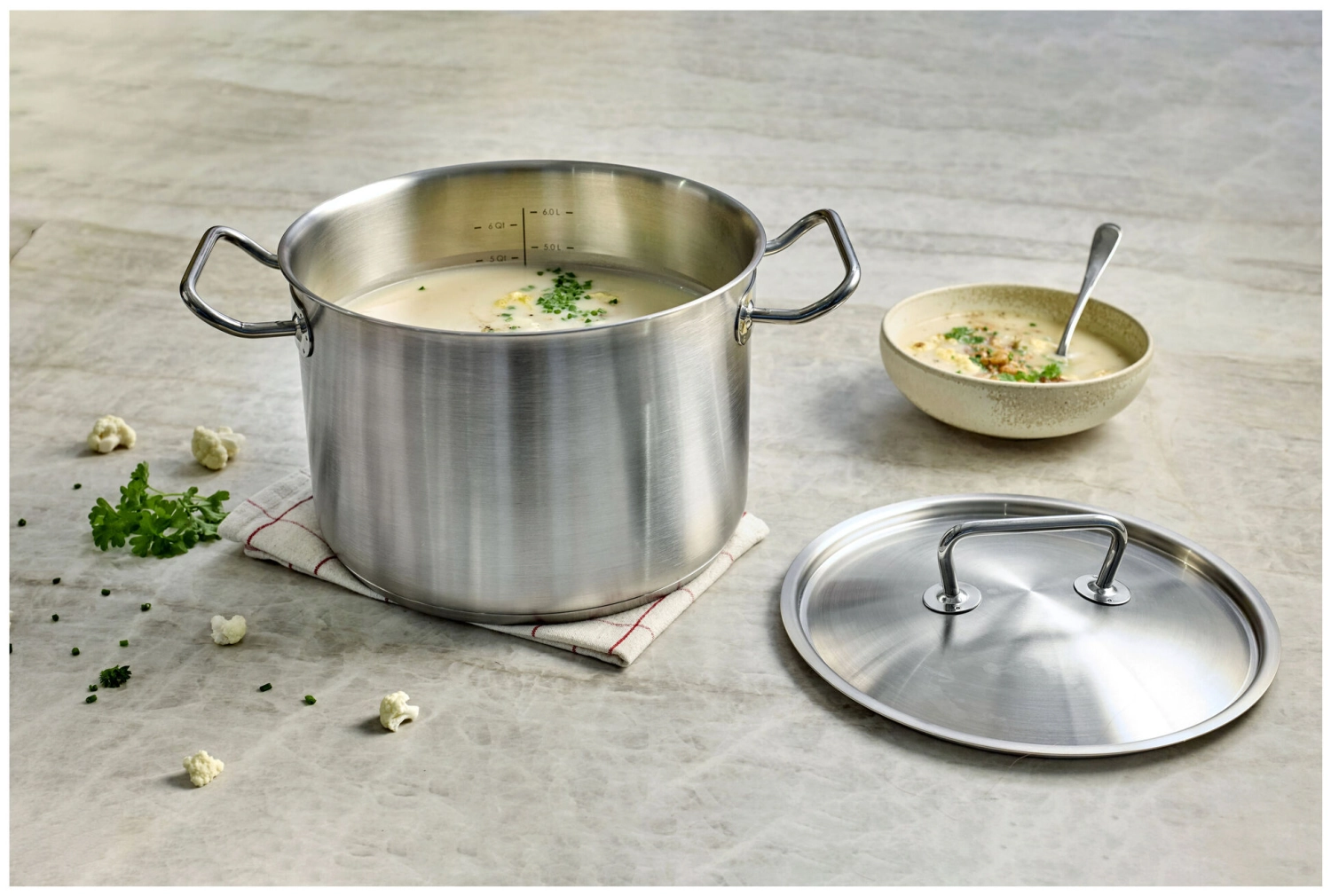 Casserole haute Classic Pro 3 avec couvercle