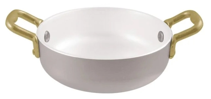 Poêle à sauce revêtue