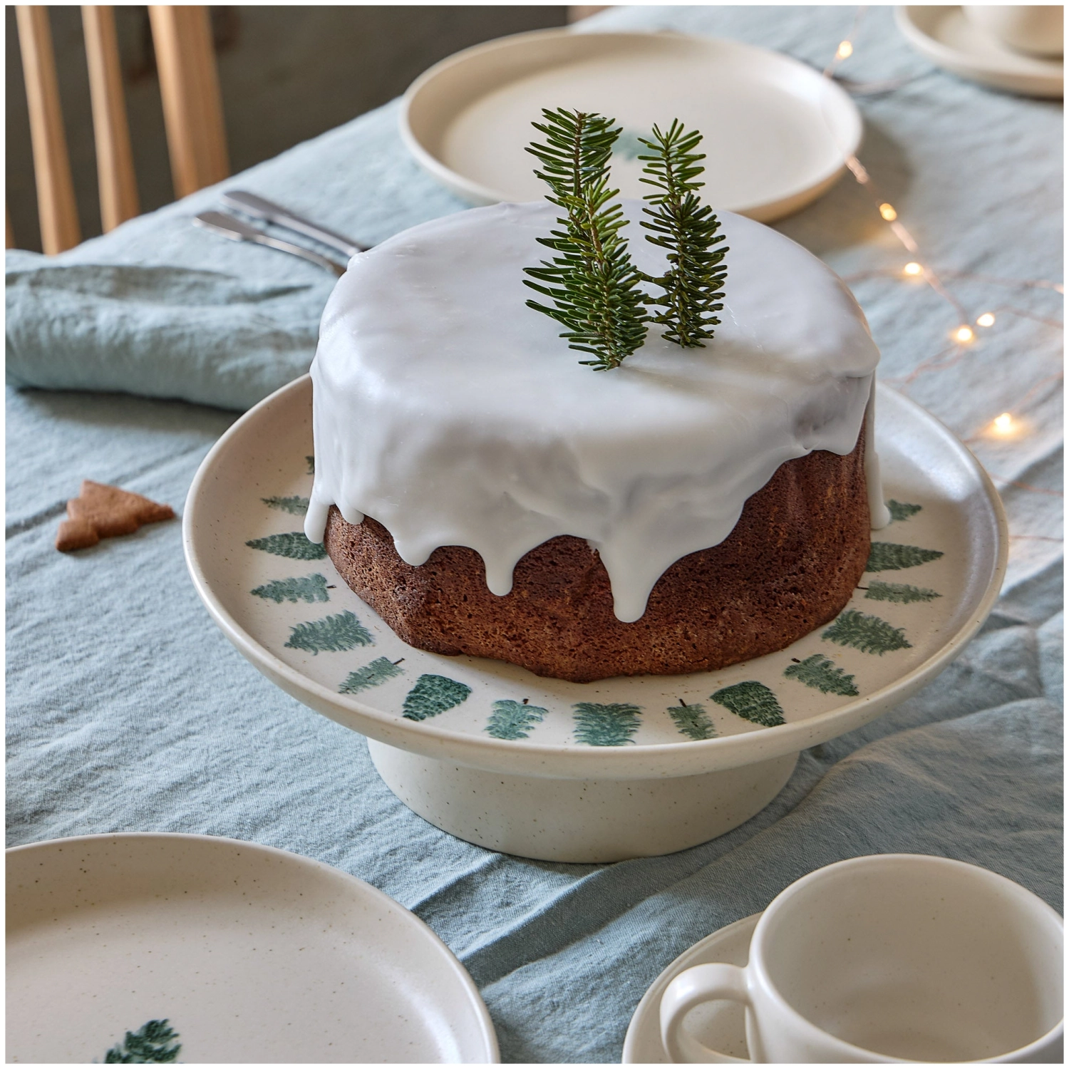 Pacifica Teller auf Fuss