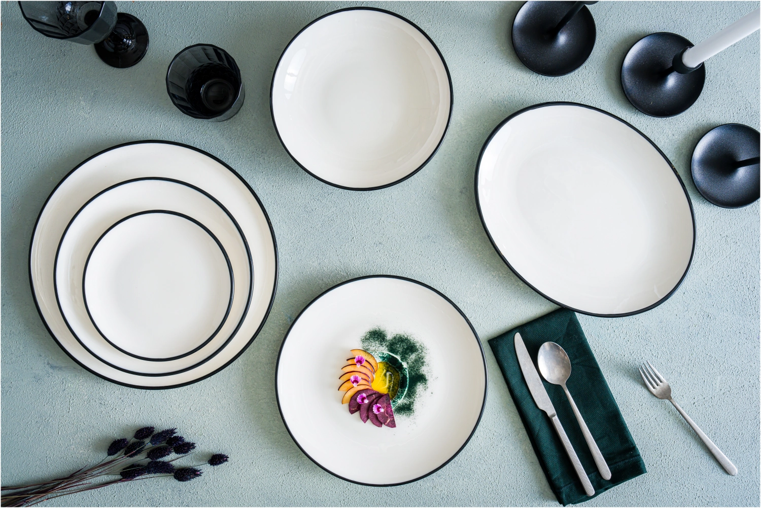 Assiette plate Linea Black Hygge
