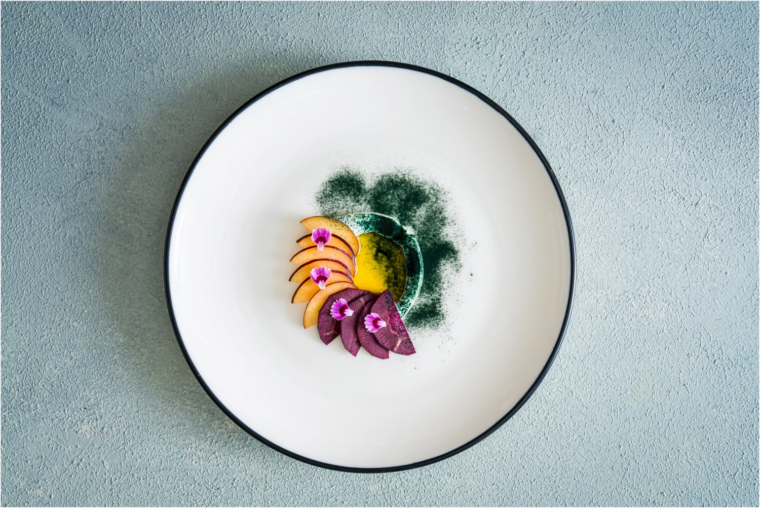 Assiette plate Linea Black Hygge