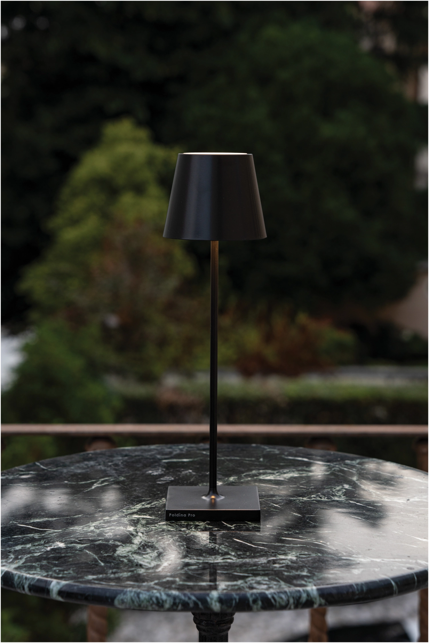 Lampe de table Poldina Pro