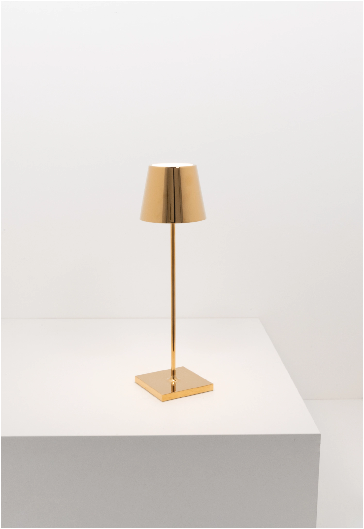 Lampe de table Poldina Pro