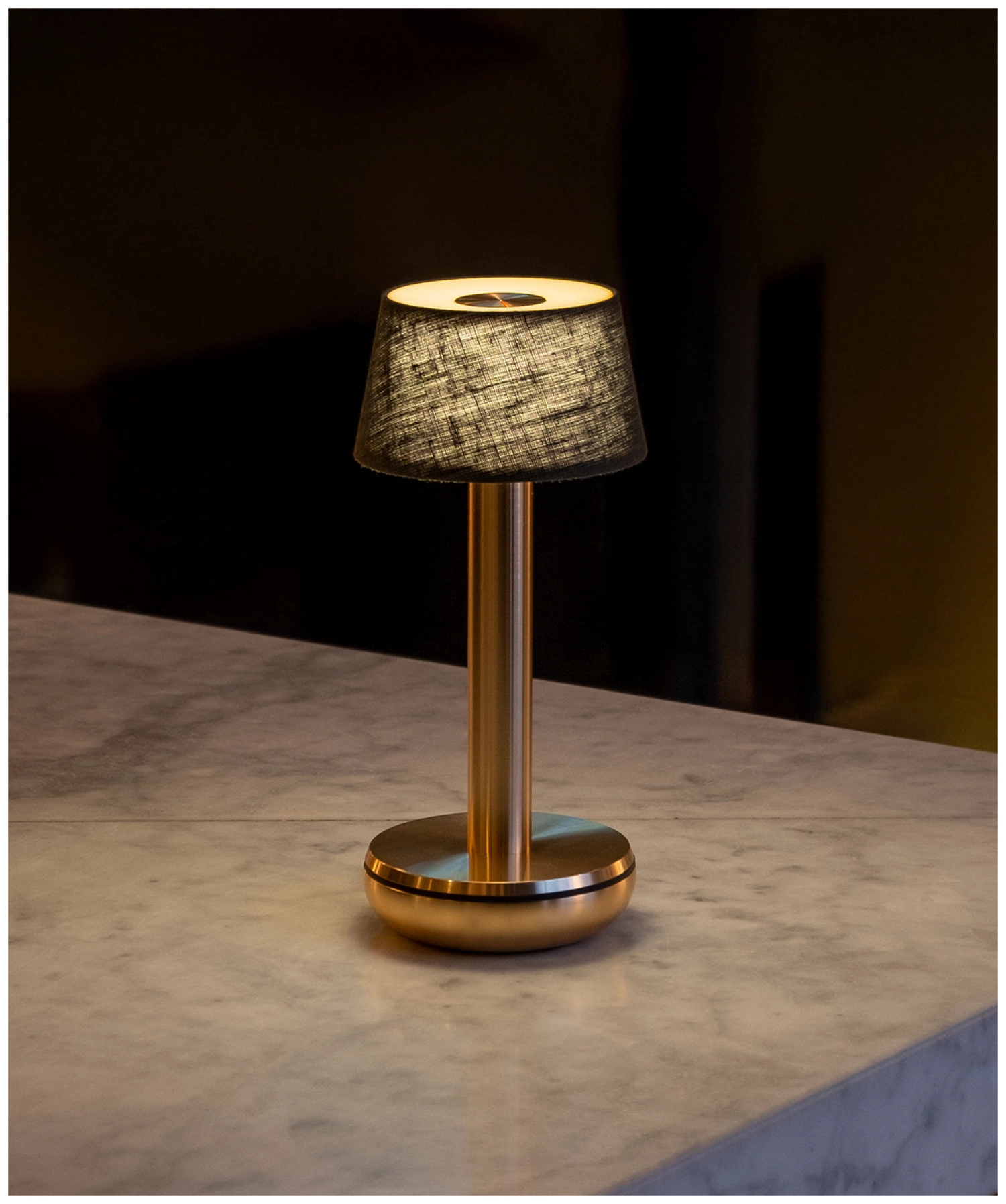 Two Tischlampe Leinen V2