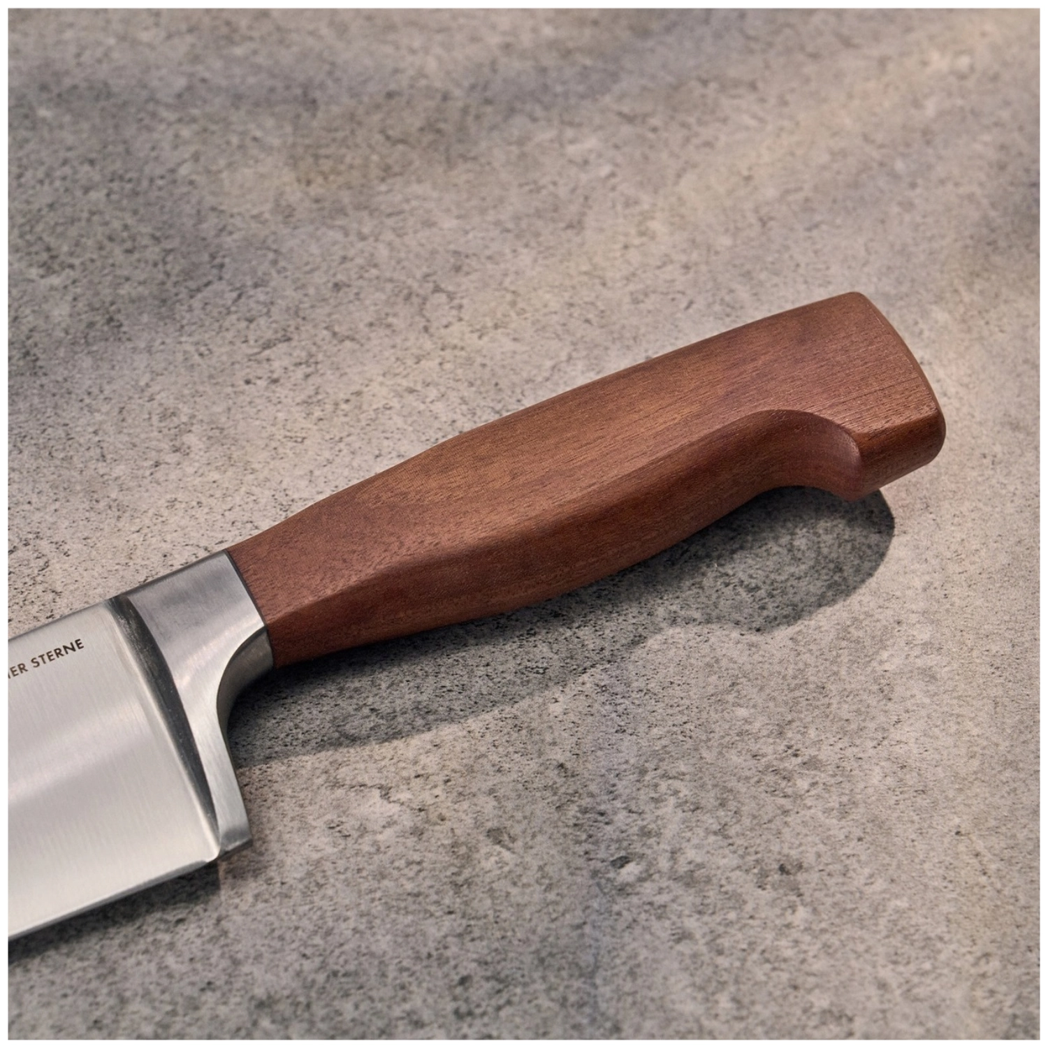 Vier Sterne Wood couteau de chef compact