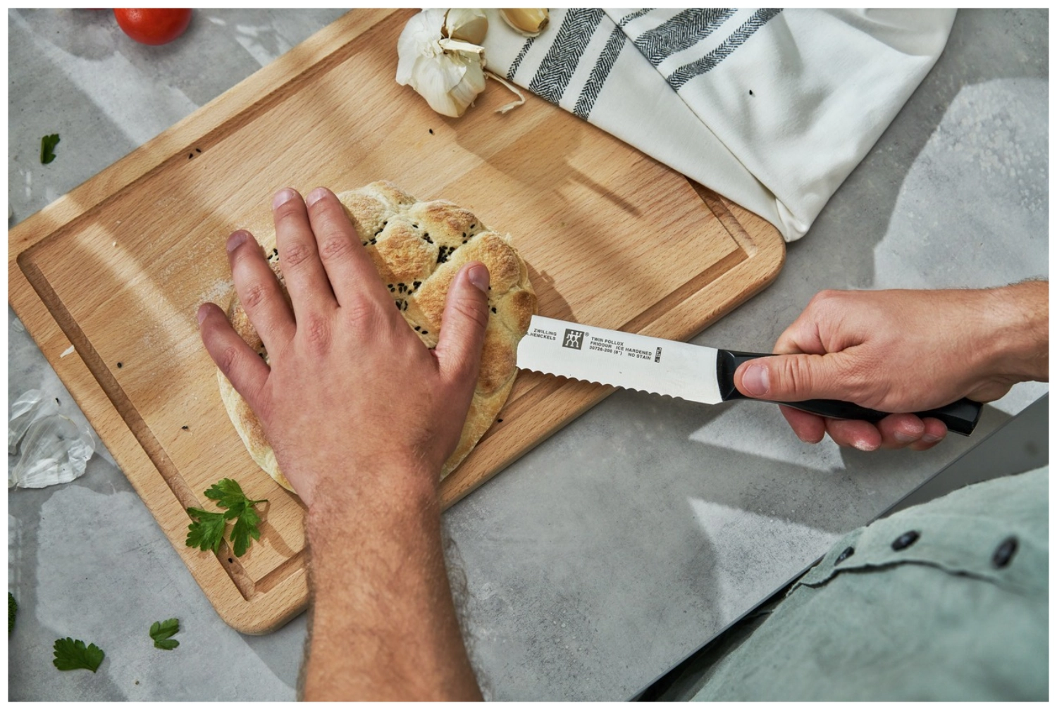 Signature Brotmesser